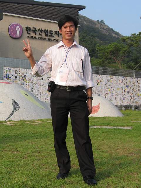 Thầy Long được đi tu nghiệp ở Hàn Quốc trong 1 năm