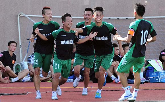 FC Thành Đồng: Barca làng phủi trên đà trở lại