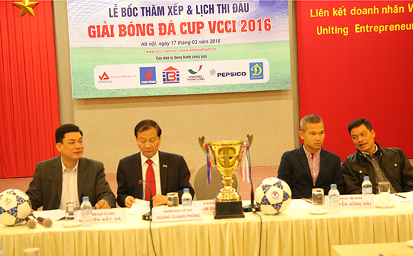 Bốc thăm chia bảng & lịch thi đấu giải bóng đá cúp VCCI 2016