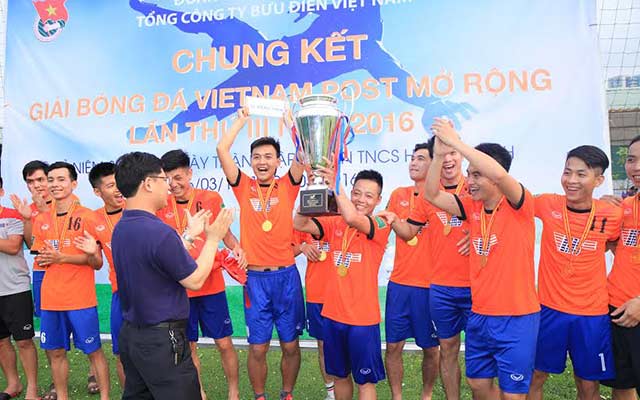 EMS vô địch giải bóng đá VietNam Post mở rộng 2016