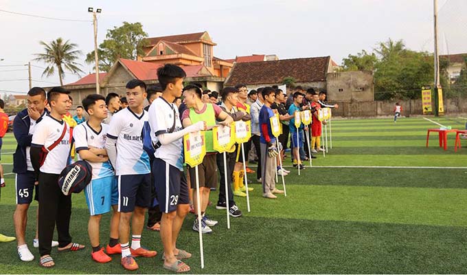 Tưng bừng khai mạc giải “Mừng xuân Nghi Lộc” tranh cup Thành Lộc Mobile.