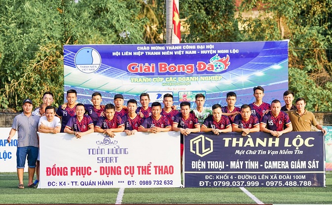 FC Men Nghi Lộc: Giữ lại một sân chơi, giữ lại một màu áo
