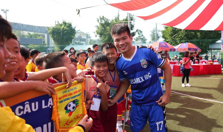 Sao U20 Việt Nam hào hứng với ngày hội giải Nhi đồng Bình Dương 2019