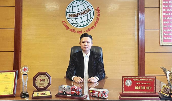 Bầu Hiệp min: “Đội bóng Hiệp Hoà Group sẽ dừng hoạt động”