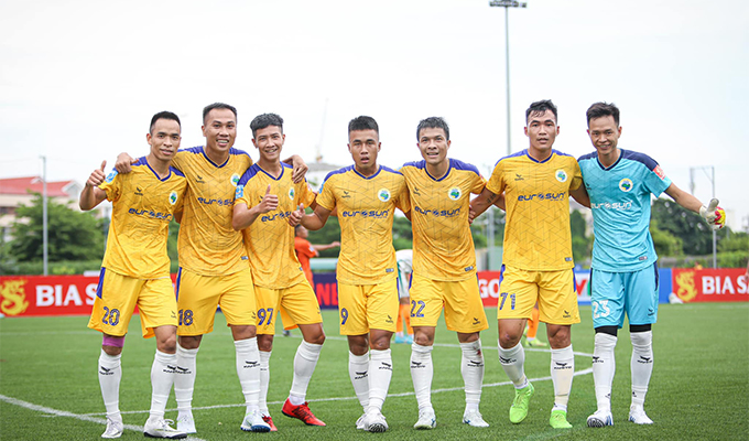 Lam Hồng FC: Chuyện nhặt từ cái fanpage bỗng dưng biến mất