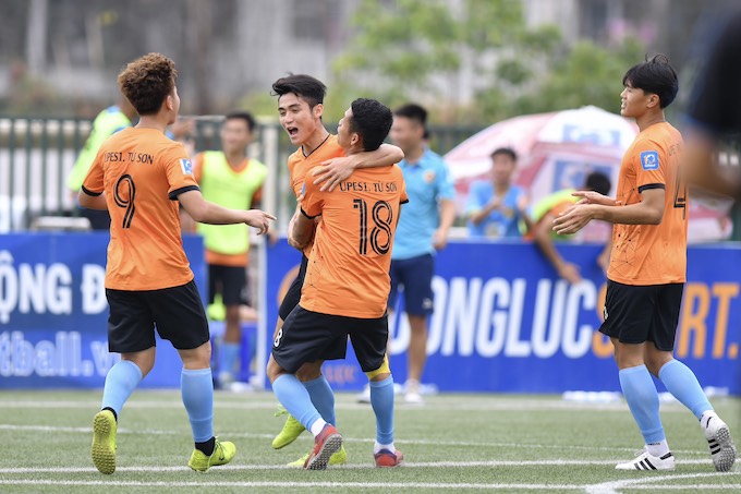 Upes1 Từ Sơn 3-0 Dầu Khí Đông Á: Sức trẻ thắng kinh nghiệm