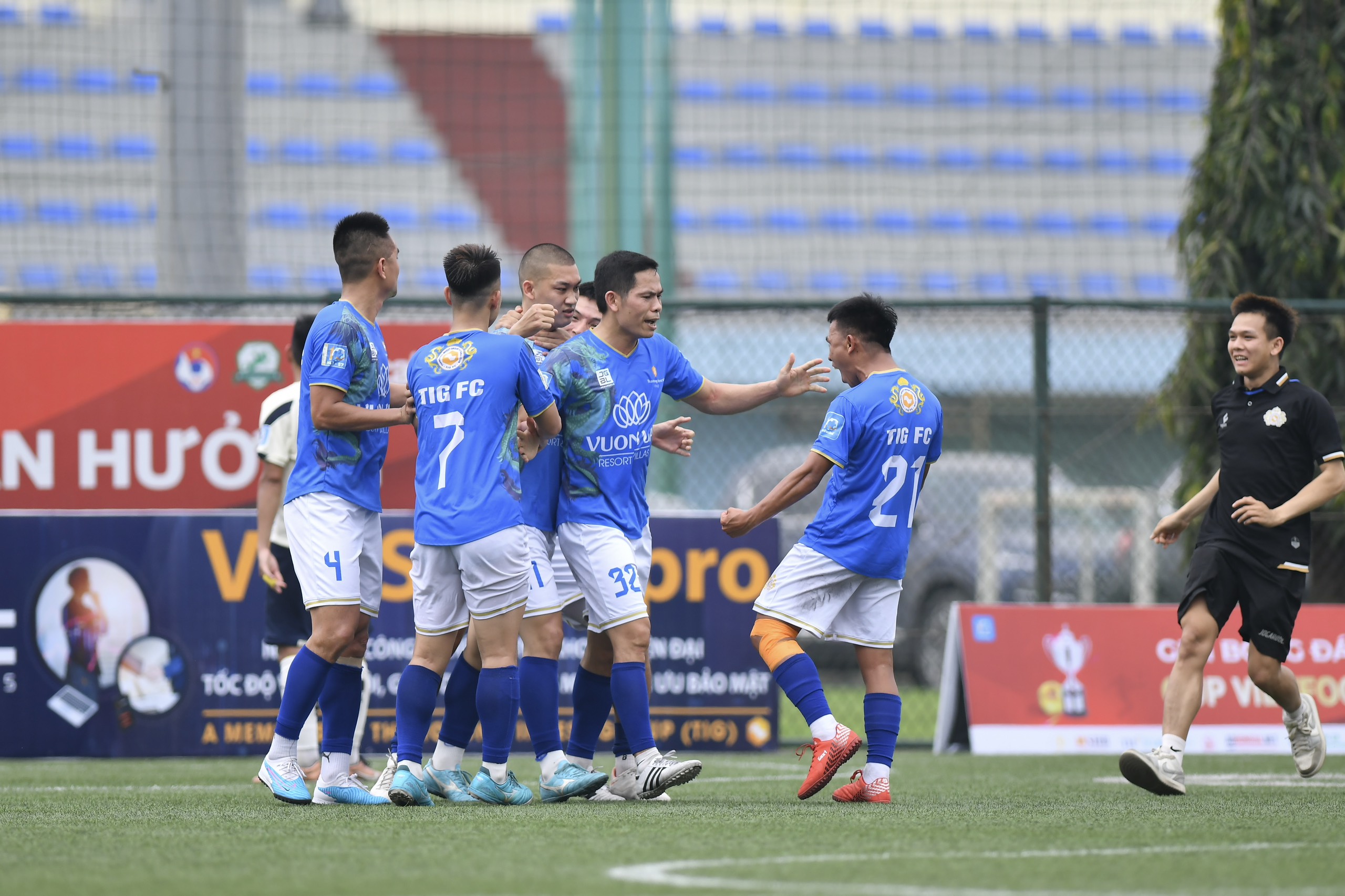 Bảng C HL1-S7: Thiên Khôi FC và TIG vào Tứ kết