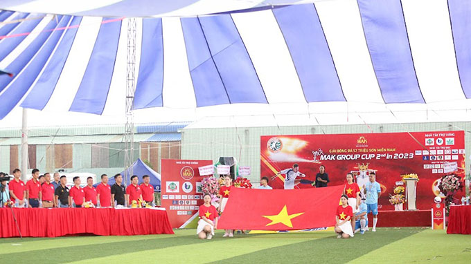 Tưng bừng khai mạc giải bóng đá S7 Triệu Sơn miền nam 2023