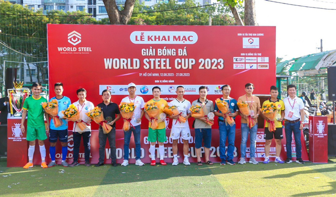 Sôi động ngày khai màn Giải bóng đá World Steel Cup 2023
