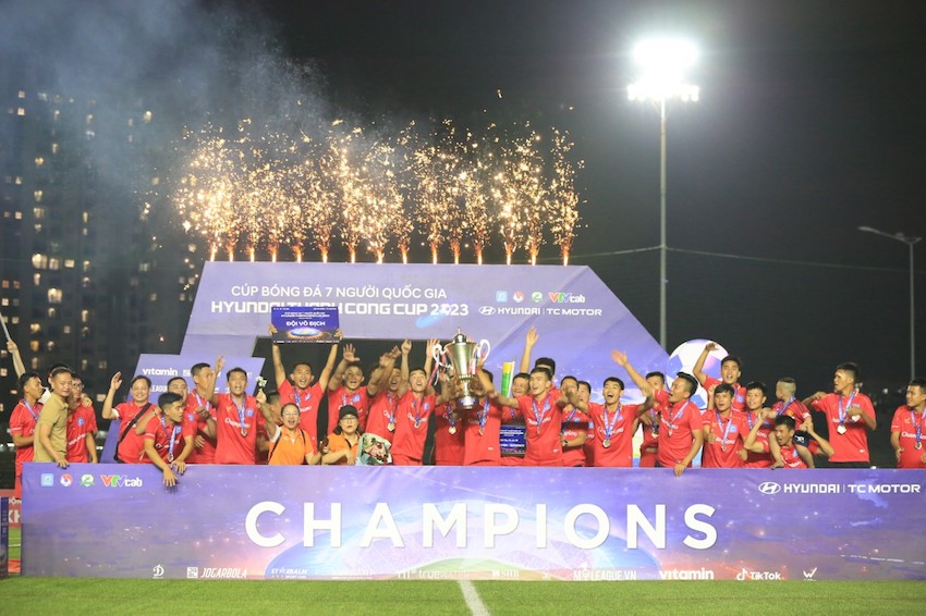 Bế mạc Cúp bóng đá 7 người Quốc gia Hyundai Thanh Cong Cup 2023: Hiếu Hoa – Quahaco lên ngôi vô địch