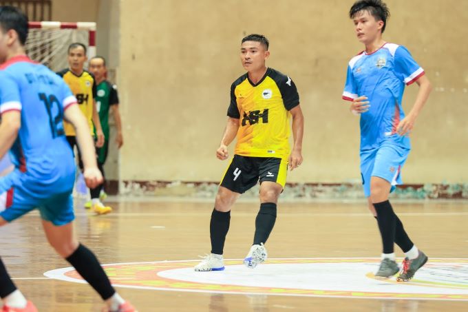 Khai mạc giải Futsal Saigon Super Cup 2024: Vũ Xuân Du và đồng đội thắng đậm ngày ra quân